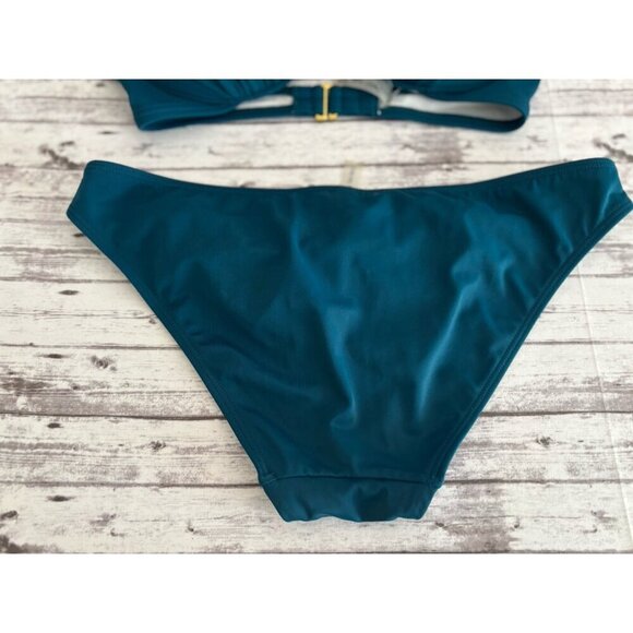 Victoria’s Secret Halter Green High Cut Bikini Size Medium/D - Picture 8 of 10